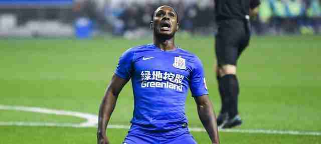  都灵稳扎稳打，客场收获宝贵一分  