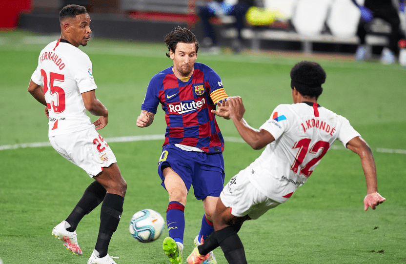  主帅战术调整见效，弱旅逼平领头羊