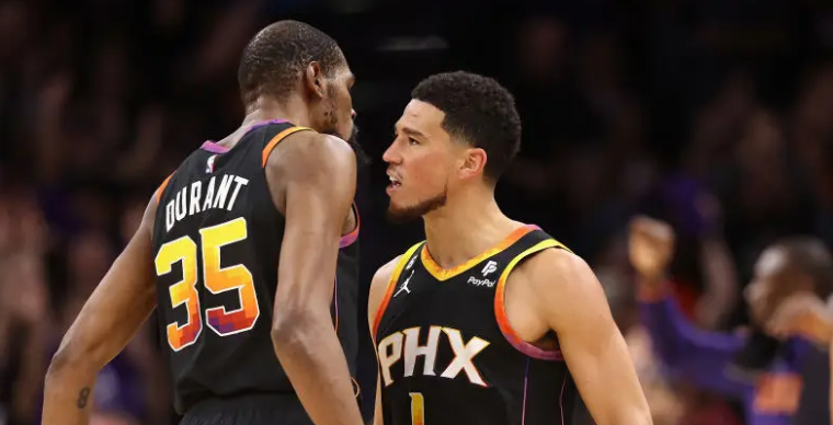  杜兰特关键球定乾坤，太阳险胜雄鹿队