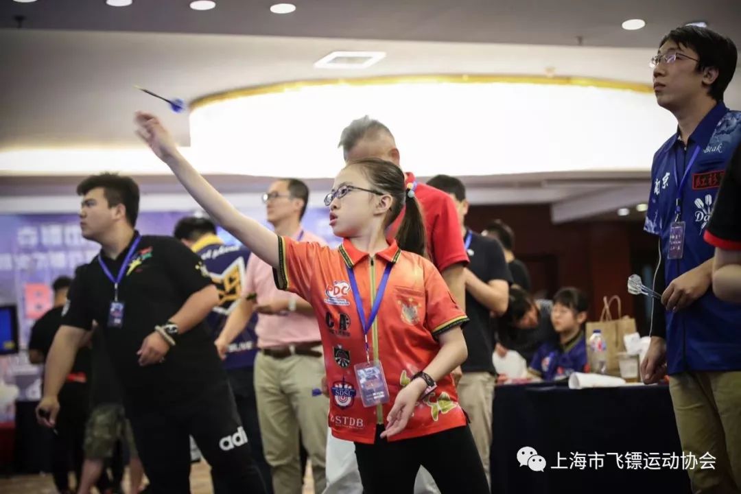  青春风暴席卷赛场，年轻军团展露锋芒